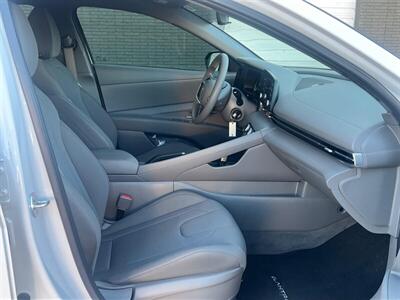 2025 Hyundai ELANTRA SE   - Photo 17 - Dallas, TX 75243