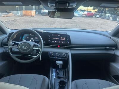 2025 Hyundai ELANTRA SE   - Photo 18 - Dallas, TX 75243