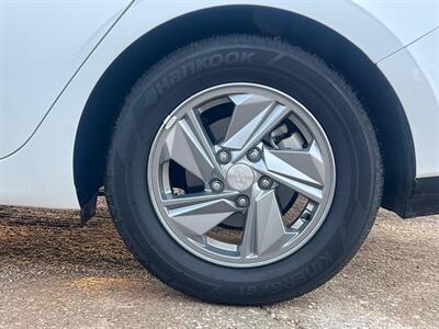 2025 Hyundai ELANTRA SE   - Photo 40 - Dallas, TX 75243