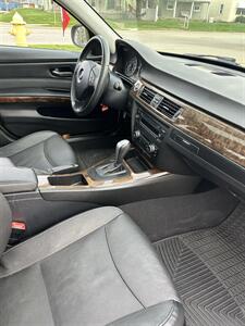 2010 BMW 3 Series 328i xDrive - Photo 5 - Winchester, IN 47394