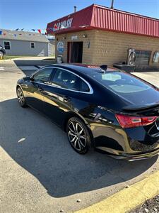 2020 Chevrolet Malibu RS - Photo 3 - Winchester, IN 47394