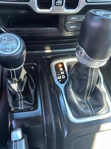 2018 Jeep Wrangler Unlimited Sahara   - Photo 29 - Winchester, IN 47394