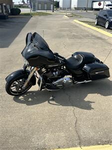 2022 Harley-Davidson Street Glide - Photo 1 - Winchester, IN 47394