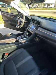 2019 Honda Civic LX   - Photo 9 - Winchester, IN 47394