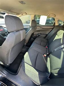 2019 Honda Civic LX   - Photo 12 - Winchester, IN 47394