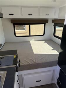 2027 MODERN BUGGY HOPPER 5 WOODLINE - Photo 19 - Falcon, CO 80831