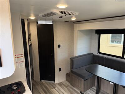 2025 Jayco Jay Flight 197MBW BAJA   - Photo 27 - Falcon, CO 80831