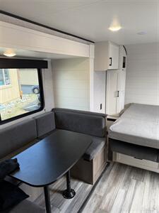 2025 Jayco Jay Flight 197MBW BAJA   - Photo 50 - Falcon, CO 80831