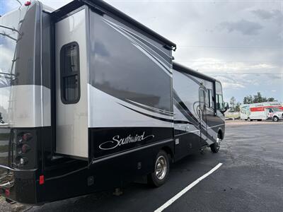 2007 Fleetwood SOUTHWIND   - Photo 18 - Falcon, CO 80831