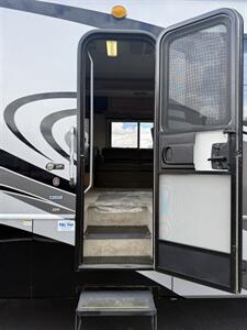 2007 Fleetwood SOUTHWIND   - Photo 21 - Falcon, CO 80831