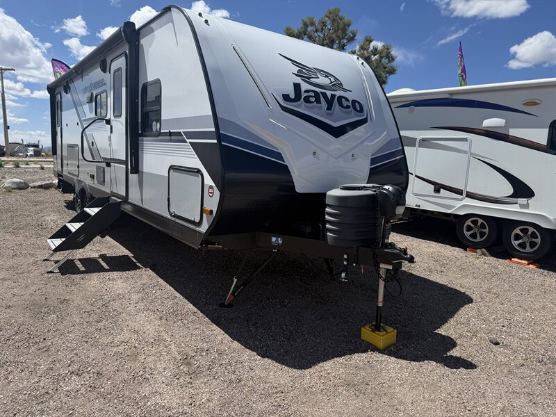 2024 Jayco Jay Feather 27BHB   - Photo 1 - Falcon, CO 80831