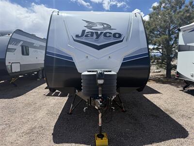 2024 Jayco Jay Feather 27BHB   - Photo 2 - Falcon, CO 80831
