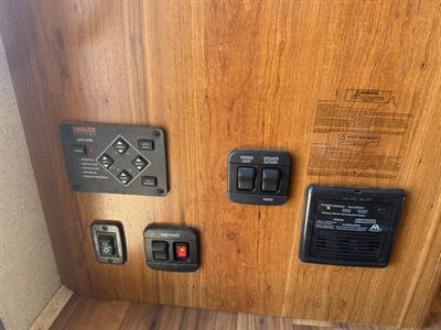 2016 Jayco GREYHAWK 29MV E-450 SD   - Photo 27 - Falcon, CO 80831