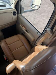 2016 Jayco GREYHAWK 29MV E-450 SD   - Photo 17 - Falcon, CO 80831