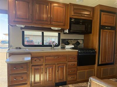 2016 Jayco GREYHAWK 29MV E-450 SD   - Photo 32 - Falcon, CO 80831