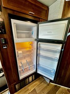 2020 WINNEBAGO INTENT 31P   - Photo 16 - Falcon, CO 80831