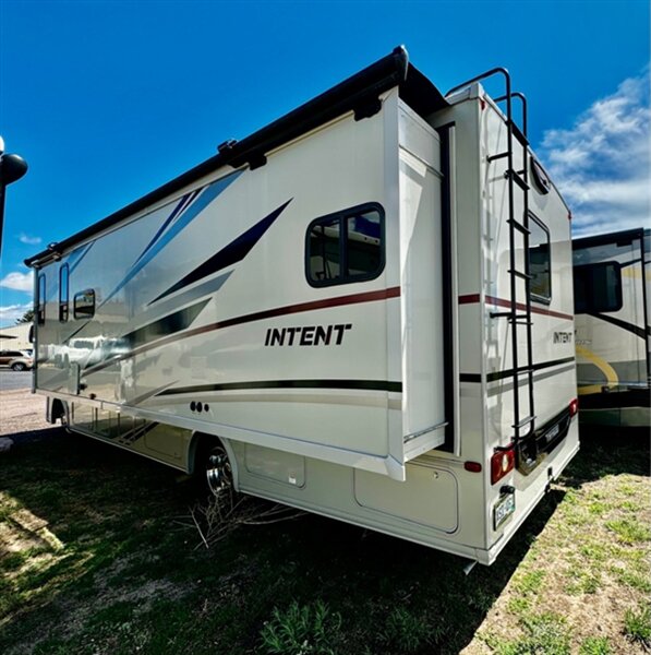 2020 WINNEBAGO INTENT 31P  