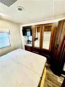 2020 WINNEBAGO INTENT 31P   - Photo 24 - Falcon, CO 80831