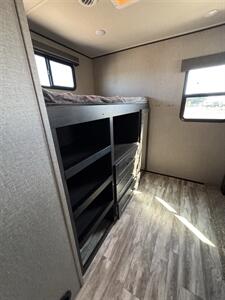 2021 Grand Design RV Reflection 312BHTS - Photo 17 - Falcon, CO 80831