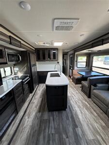 2021 Grand Design RV Reflection 312BHTS - Photo 19 - Falcon, CO 80831