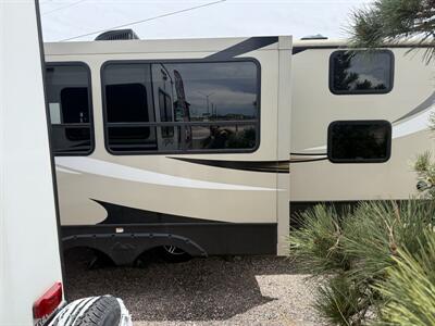 2018 Keystone COUGAR 29BHS - Photo 7 - Falcon, CO 80831
