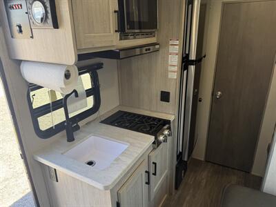 2025 Forest River Aurora 16BHX 16BHX - Photo 31 - Falcon, CO 80831
