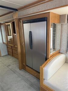 2006 Fleetwood PACE-ARROW 36D - Photo 25 - Falcon, CO 80831