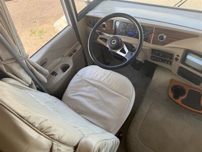 2006 Fleetwood PACE-ARROW 36D - Photo 13 - Falcon, CO 80831