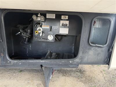 2006 Fleetwood PACE-ARROW 36D - Photo 47 - Falcon, CO 80831