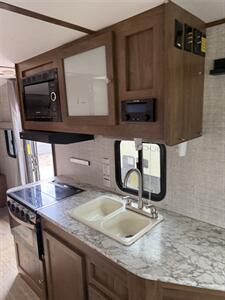 2021 Gulf Stream Coach 22UDL SVT - Photo 27 - Falcon, CO 80831