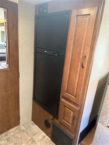 2016 LANCE 2295   - Photo 26 - Falcon, CO 80831