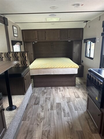 2020 SUNSET PARK RV SUN LITE  