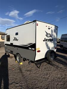 2022 Jayco JAYFLIGHT 154BH SLX   - Photo 9 - Falcon, CO 80831