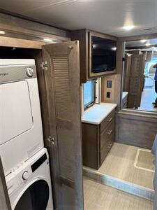 2021 Thor PALAZZO 37.4 FREIGHTLINER   - Photo 59 - Falcon, CO 80831