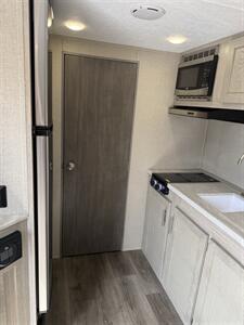 2023 Coachmen Catalina 164RB - Photo 26 - Falcon, CO 80831
