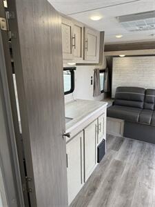2023 Coachmen Catalina 164RB - Photo 23 - Falcon, CO 80831
