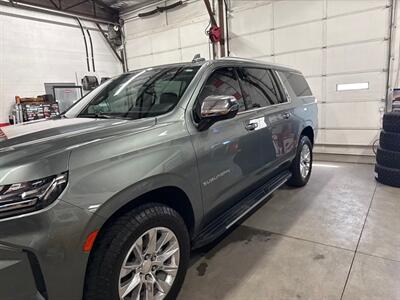 2023 Chevrolet Suburban Premier   - Photo 34 - Englewood, CO 80110