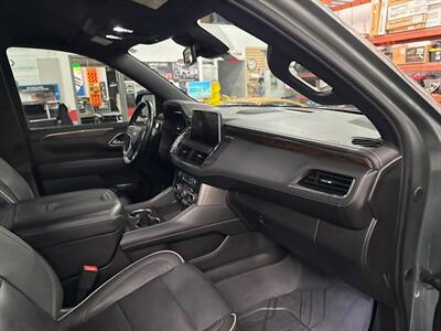 2023 Chevrolet Suburban Premier   - Photo 22 - Englewood, CO 80110