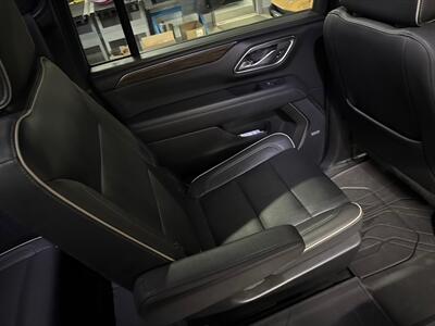 2023 Chevrolet Suburban Premier   - Photo 20 - Englewood, CO 80110