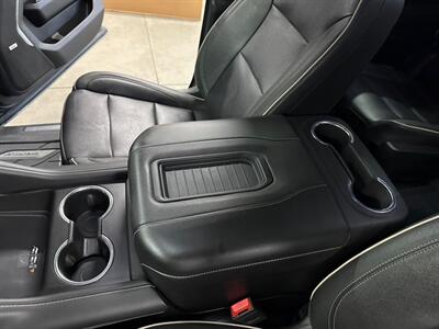 2023 Chevrolet Suburban Premier   - Photo 10 - Englewood, CO 80110