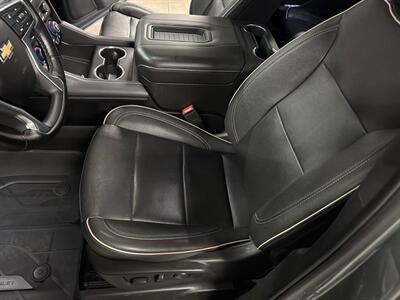 2023 Chevrolet Suburban Premier   - Photo 11 - Englewood, CO 80110