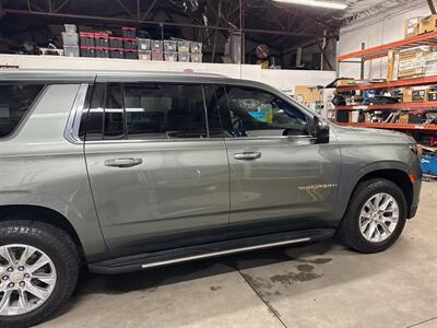 2023 Chevrolet Suburban Premier   - Photo 29 - Englewood, CO 80110