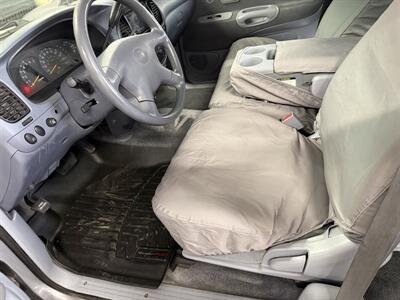 2001 Toyota Tundra SR5 4dr Access Cab SR5 V8   - Photo 12 - Englewood, CO 80110