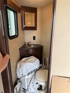 2014 Dutchmen Voltage V3605 - Photo 10 - Englewood, CO 80110