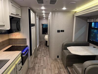2021 Ford E-450 SD   - Photo 15 - Englewood, CO 80110