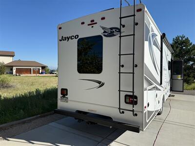 2021 Ford E-450 SD   - Photo 8 - Englewood, CO 80110
