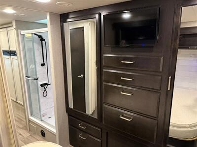 2021 Ford E-450 SD   - Photo 26 - Englewood, CO 80110