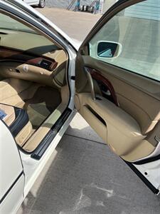 2005 Acura RL SH-AWD   - Photo 12 - Englewood, CO 80110