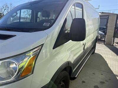 2015 Ford Transit 250 XL - Photo 10 - Englewood, CO 80110