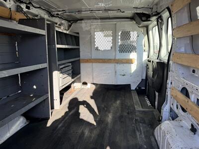 2015 Ford Transit 250 XL - Photo 9 - Englewood, CO 80110